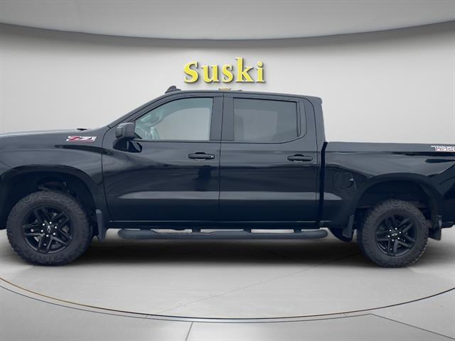 Used 2021 Chevrolet Silverado 1500 Custom Trail Boss with VIN 1GCPYCEL1MZ241692 for sale in Birch Run, MI