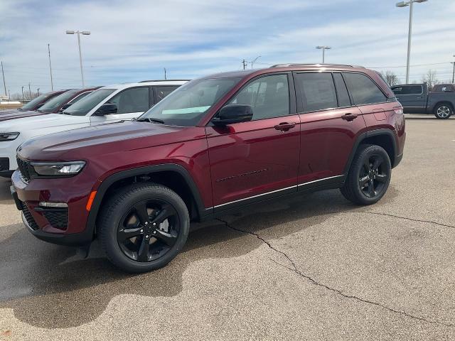 2025 Jeep Grand Cherokee Vehicle Photo in Kaukauna, WI 54130