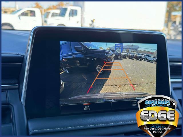 2023 GMC Yukon Vehicle Photo in Roslyn, NY 11576