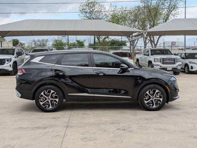 2025 Kia Sportage Vehicle Photo in SELMA, TX 78154-1459