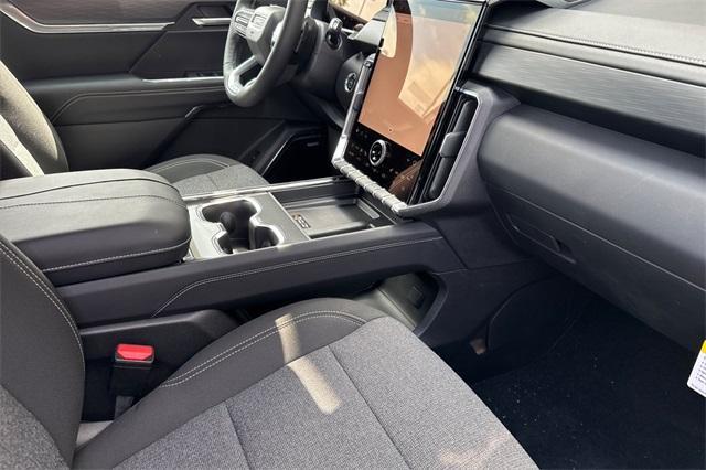 2025 GMC Acadia Vehicle Photo in ELK GROVE, CA 95757-8703