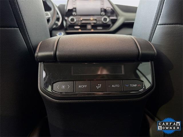 2022 Toyota Highlander Vehicle Photo in Puyallup, WA 98371