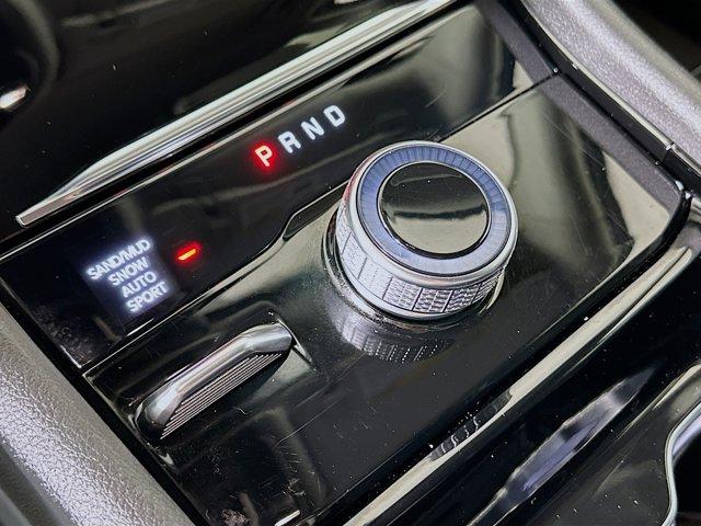 2022 Jeep Grand Cherokee L Vehicle Photo in Doylsetown, PA 18901