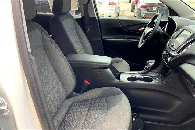 2023 Chevrolet Equinox Vehicle Photo in TOPEKA, KS 66609-0000