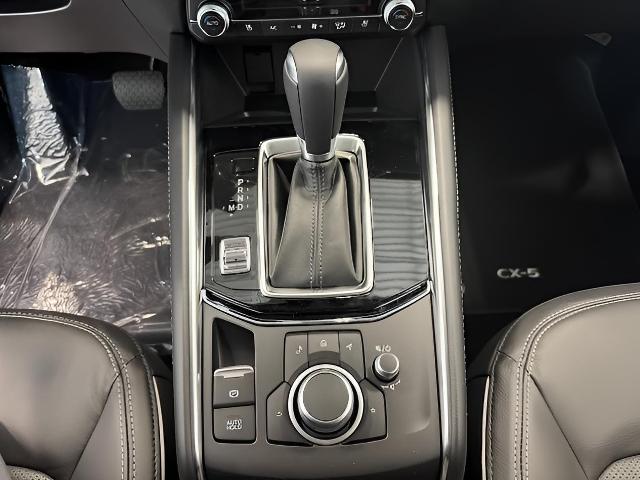2025 Mazda CX-5 Vehicle Photo in Green Bay, WI 54304