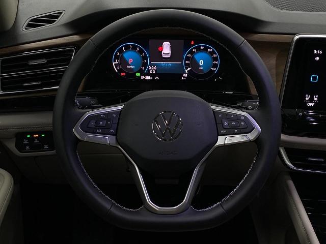 2025 Volkswagen Atlas Vehicle Photo in Appleton, WI 54913