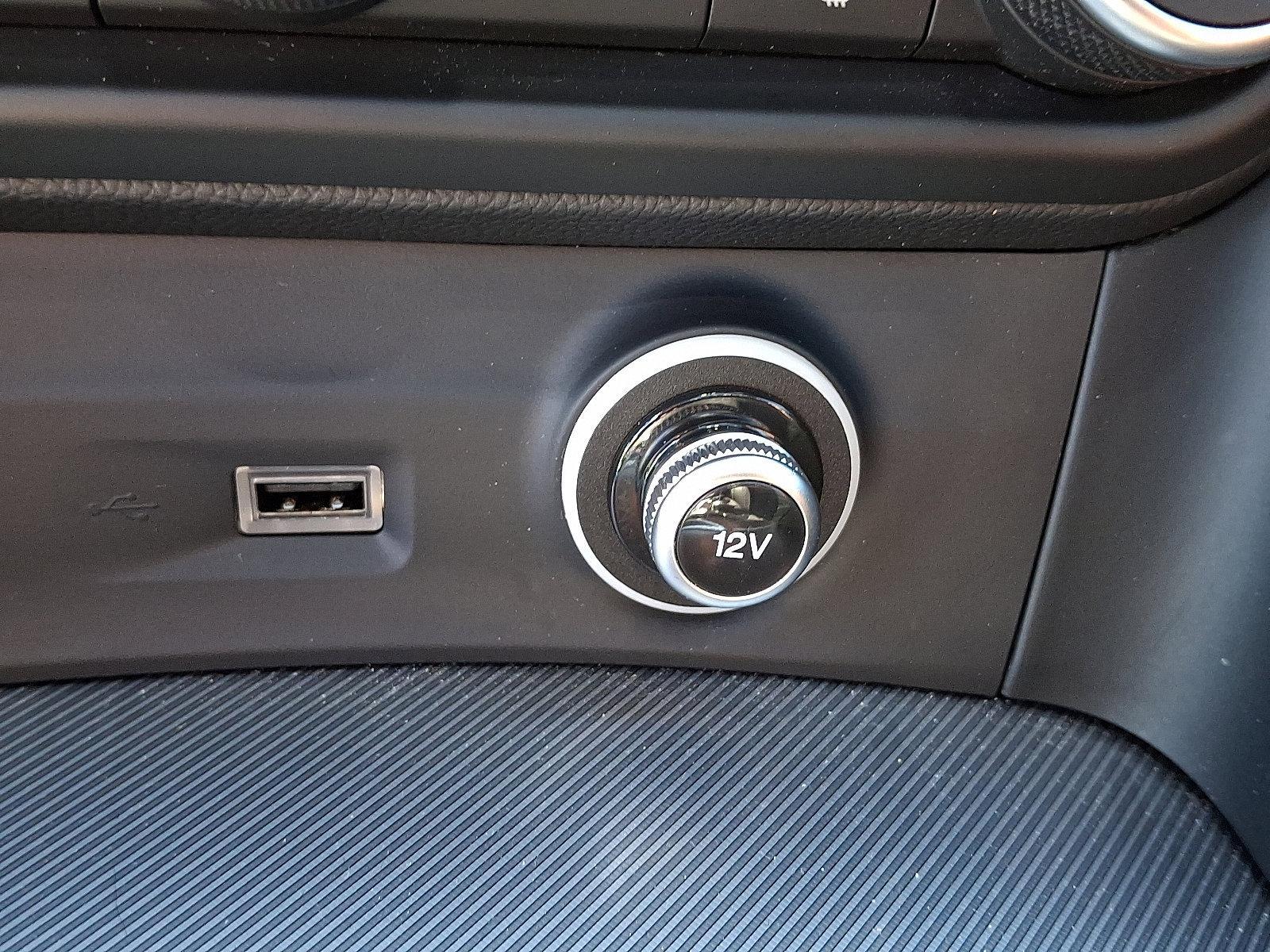2022 Alfa Romeo Stelvio Vehicle Photo in Willow Grove, PA 19090