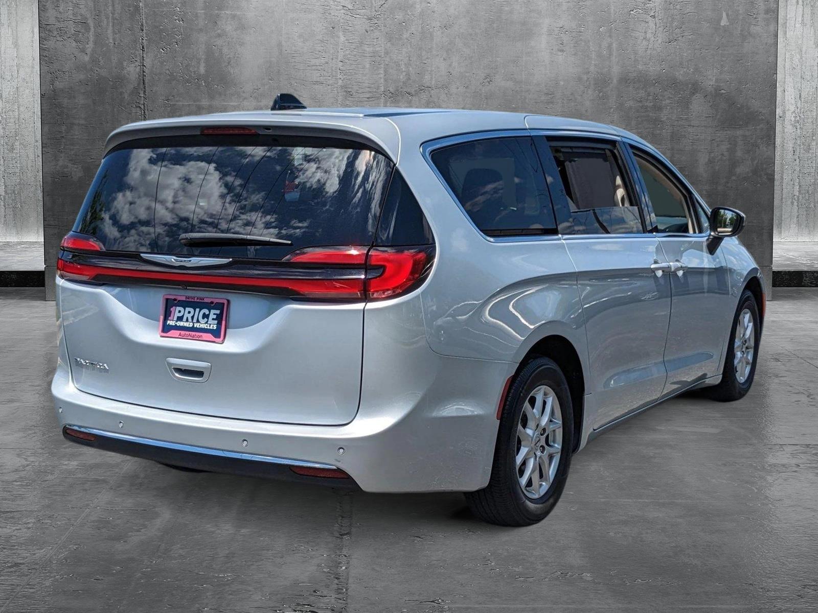 2023 Chrysler Pacifica Vehicle Photo in Jacksonville, FL 32244