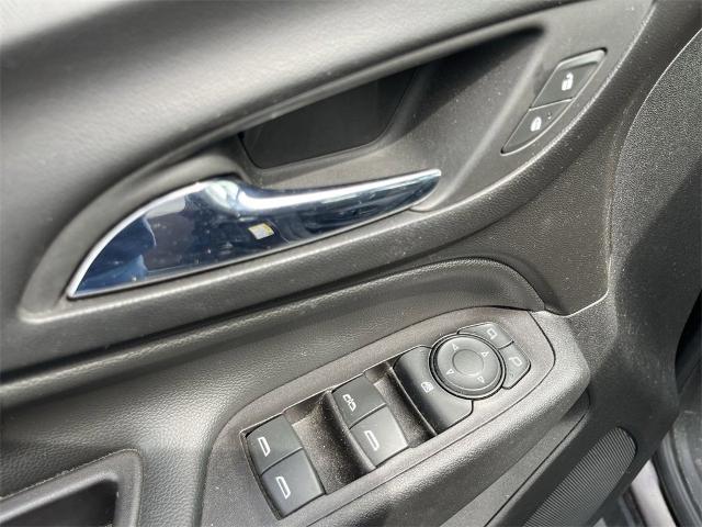 2020 Chevrolet Equinox Vehicle Photo in TULLY, NY 13159-3159