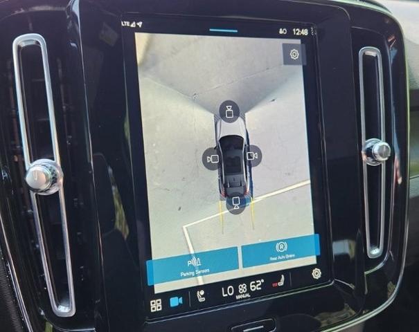2022 Volvo C40 Recharge Pure Electric Vehicle Photo in ENGLEWOOD, CO 80113-6708