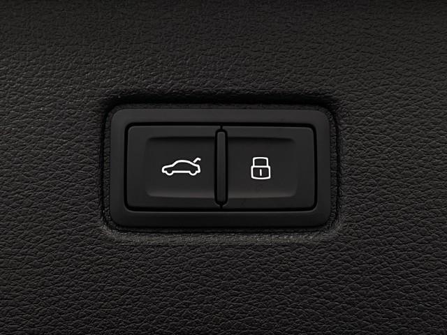 2025 Audi Q7 Vehicle Photo in Appleton, WI 54913