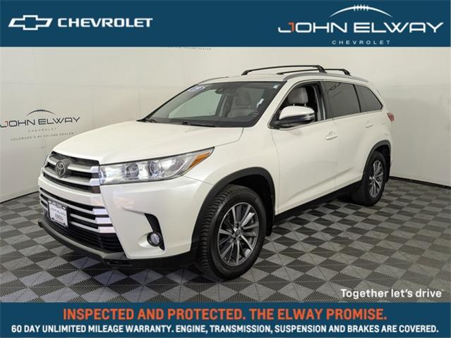 2019 Toyota Highlander Vehicle Photo in ENGLEWOOD, CO 80113-6708