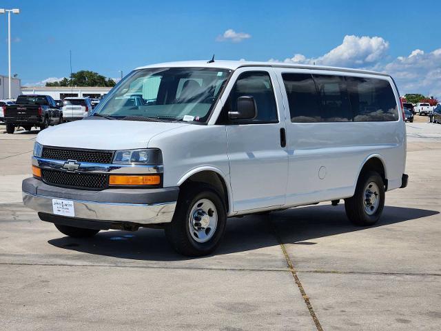 2015 Chevrolet Express Passenger Vehicle Photo in DENTON, TX 76210-9321