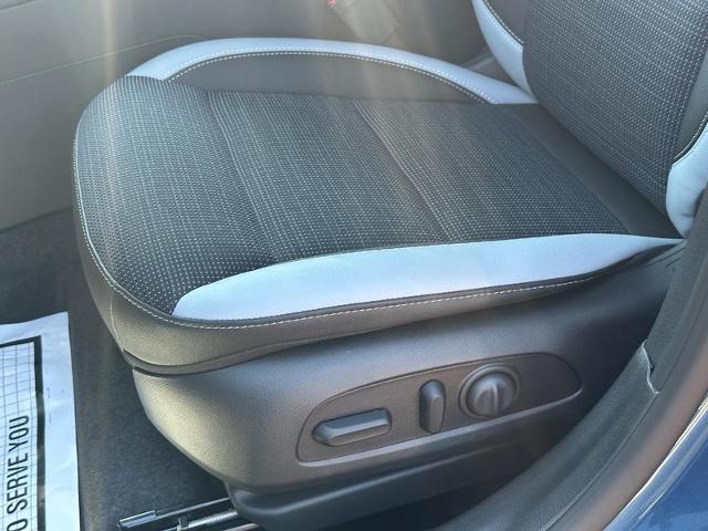 2025 Buick Envista Vehicle Photo in COLUMBIA, MO 65203-3903