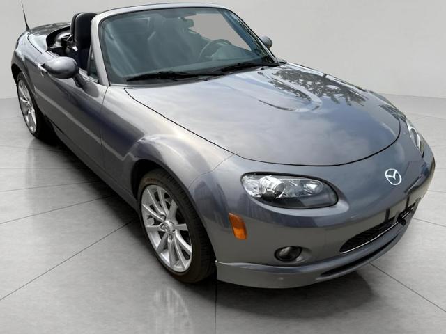 2008 Mazda MX-5 Miata Vehicle Photo in Appleton, WI 54913