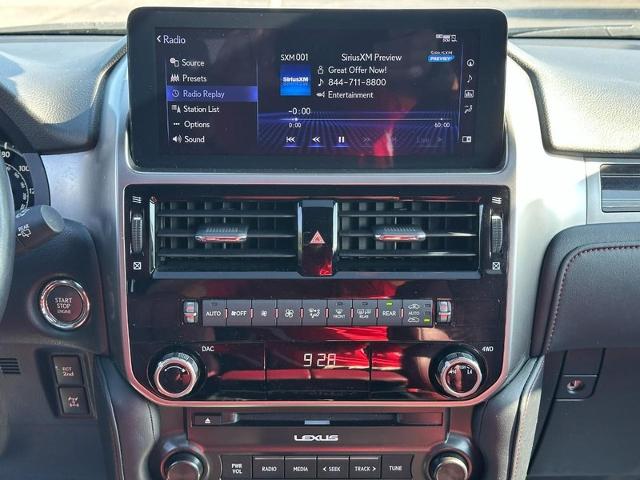 2022 Lexus GX 460 Vehicle Photo in COLUMBIA, MO 65203-3903