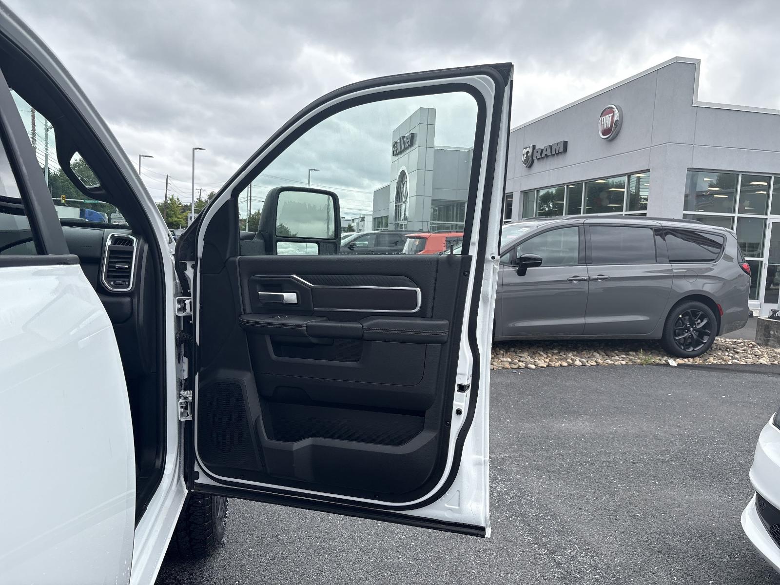 2025 Ram 2500 Vehicle Photo in Mechanicsburg, PA 17050-1707