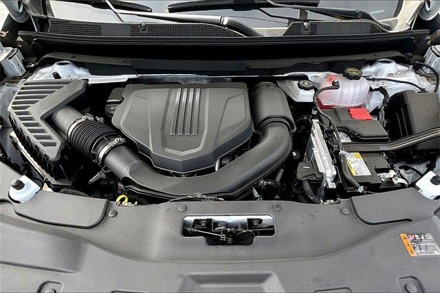 2025 Chevrolet Traverse Vehicle Photo in TOPEKA, KS 66609-0000