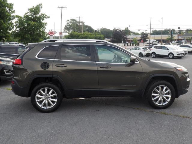 Used 2015 Jeep Cherokee Limited with VIN 1C4PJMDS9FW501988 for sale in Winchester, VA