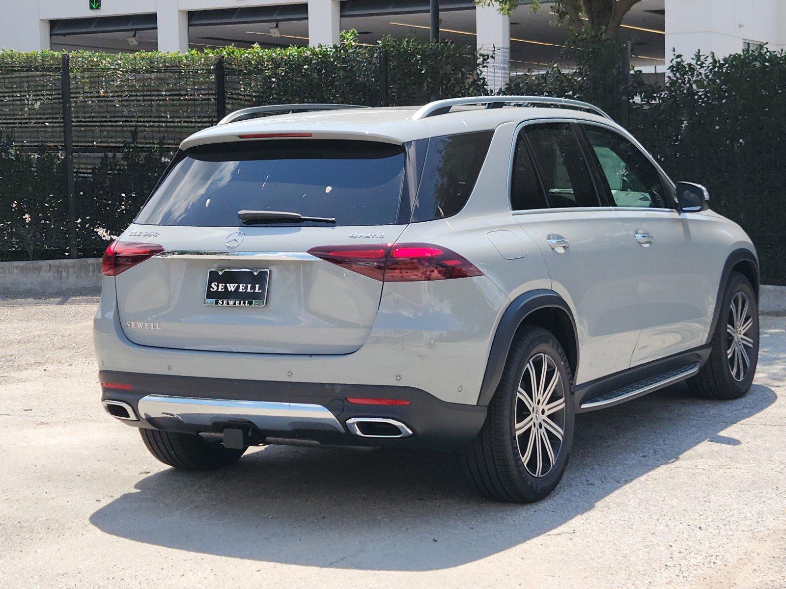 2025 Mercedes-Benz GLE Vehicle Photo in HOUSTON, TX 77079