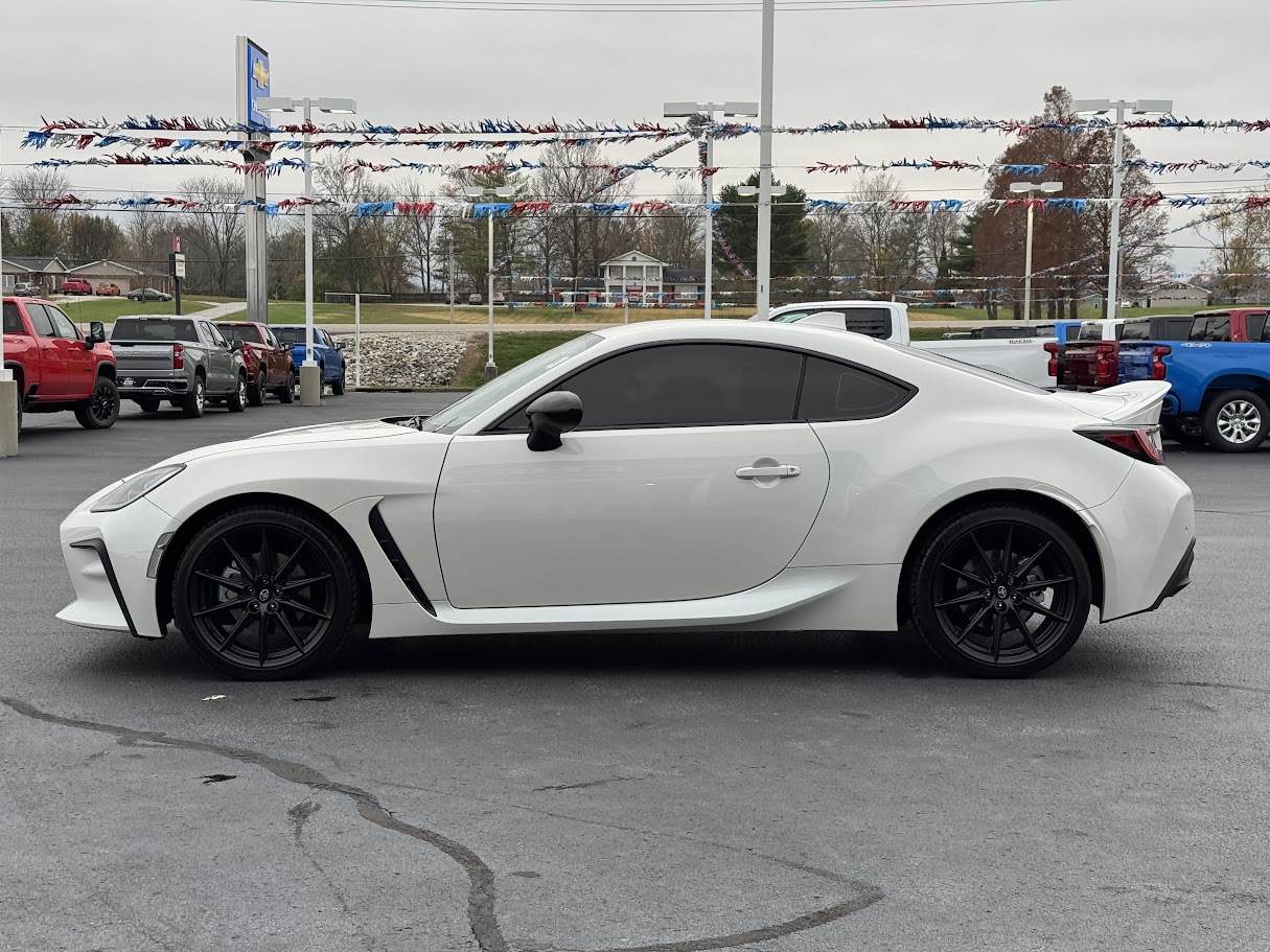 2023 Toyota GR86 Vehicle Photo in BOONVILLE, IN 47601-9633