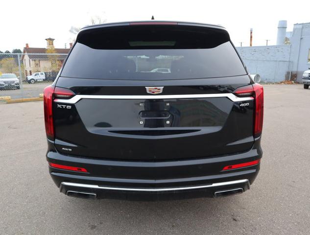 2023 Cadillac XT6 Vehicle Photo in DETROIT, MI 48207-4102