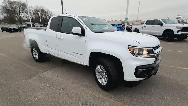 Used 2022 Chevrolet Colorado LT with VIN 1GCHTCENXN1218965 for sale in Saint Cloud, Minnesota