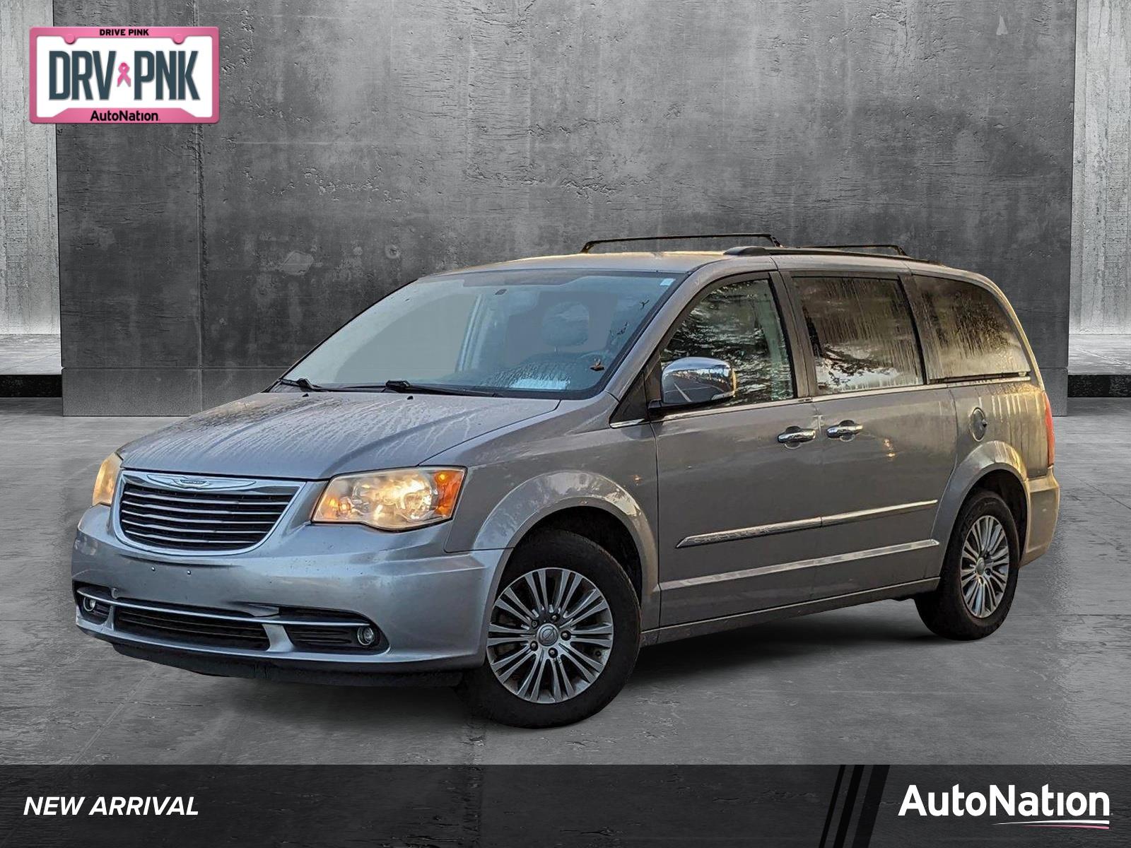 2014 Chrysler Town & Country Vehicle Photo in Sanford, FL 32771