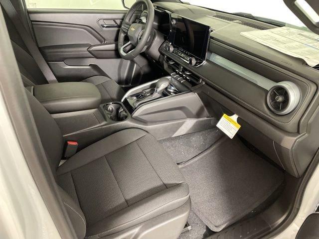 2024 Chevrolet Colorado Vehicle Photo in PHOENIX, AZ 85014-3381