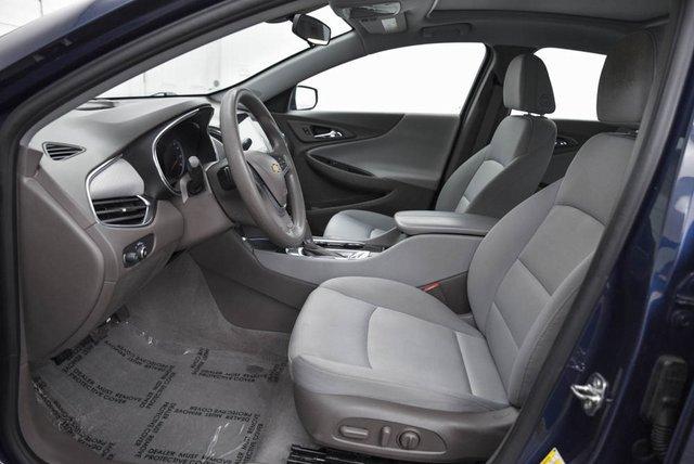 2019 Chevrolet Malibu Vehicle Photo in Akron, OH 44320