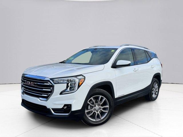 2024 GMC Terrain Vehicle Photo in LEOMINSTER, MA 01453-2952