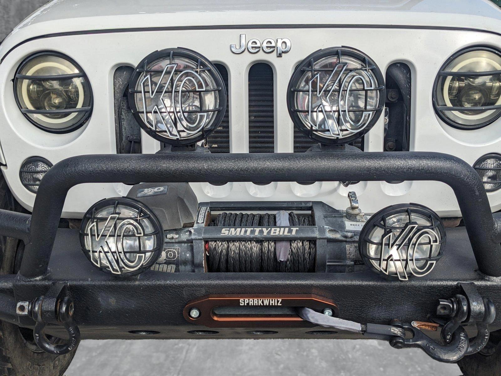 2016 Jeep Wrangler Unlimited Vehicle Photo in GREENACRES, FL 33463-3207