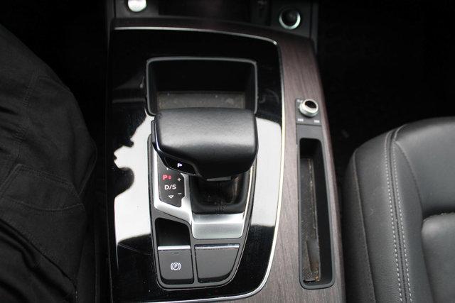 2022 Audi Q5 Vehicle Photo in HOUSTON, TX 77090