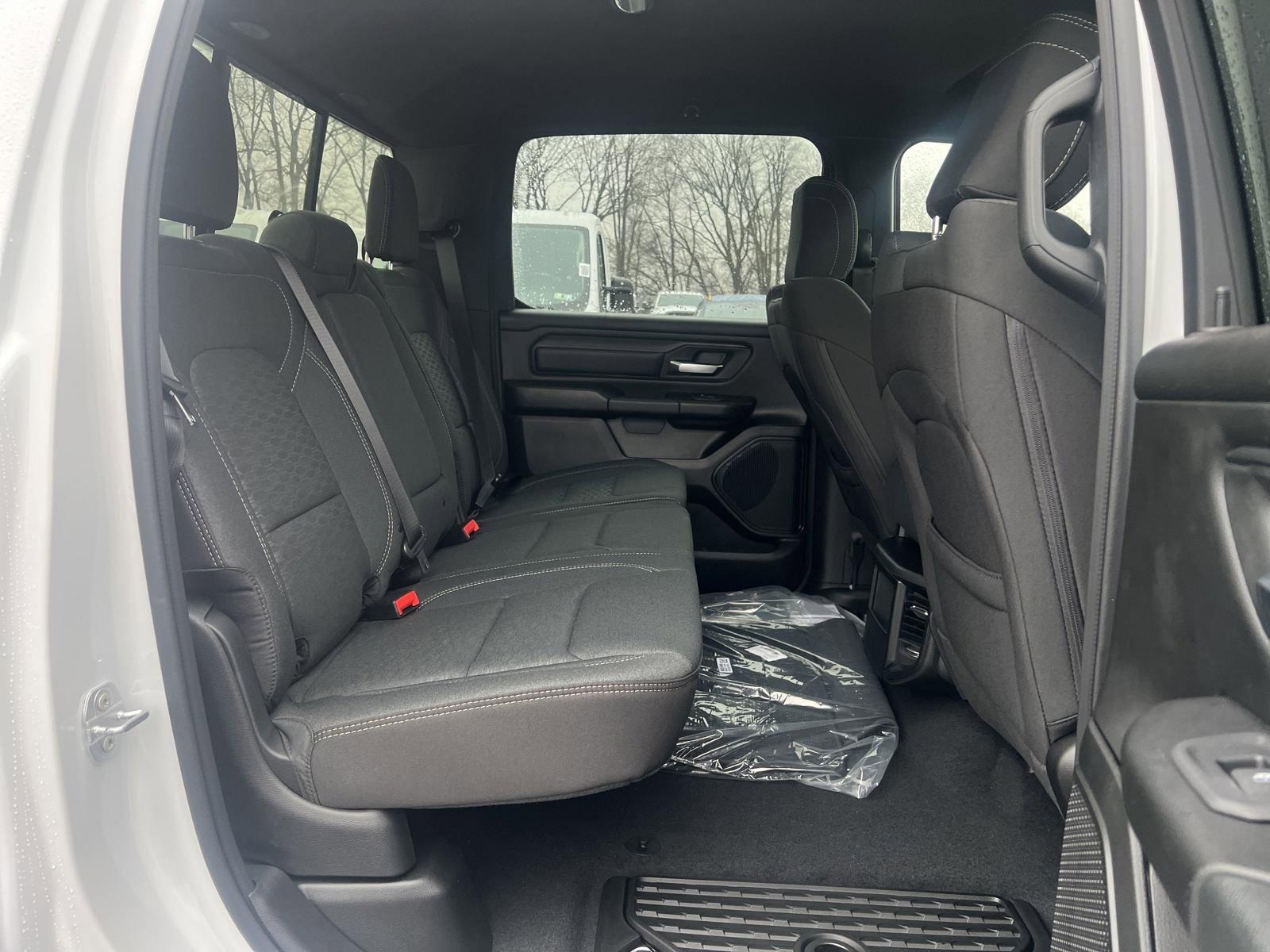 2025 Ram 1500 Vehicle Photo in Mechanicsburg, PA 17050-1707