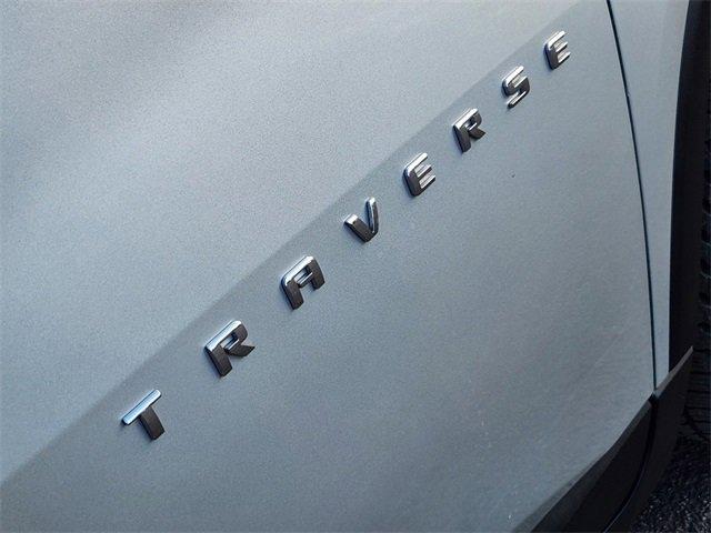 2022 Chevrolet Traverse Vehicle Photo in AURORA, CO 80011-6998