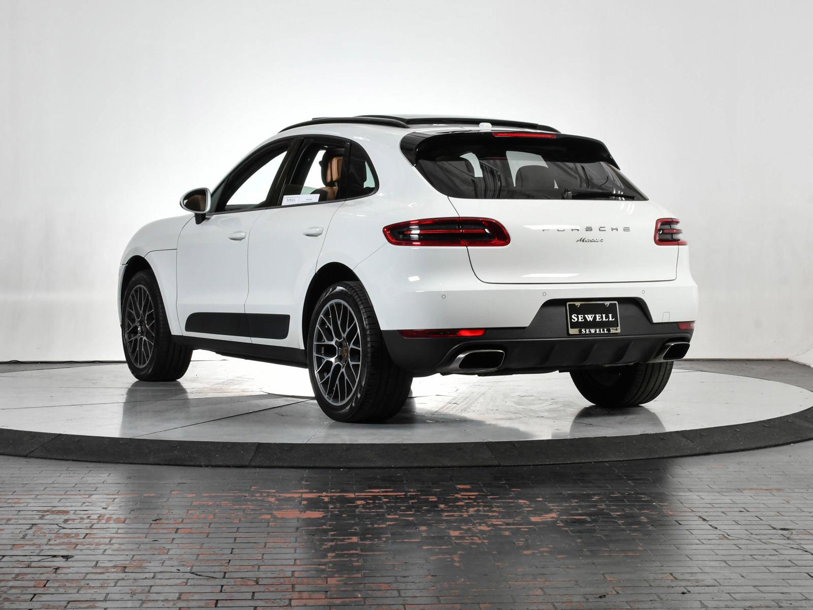 2017 Porsche Macan Vehicle Photo in DALLAS, TX 75235