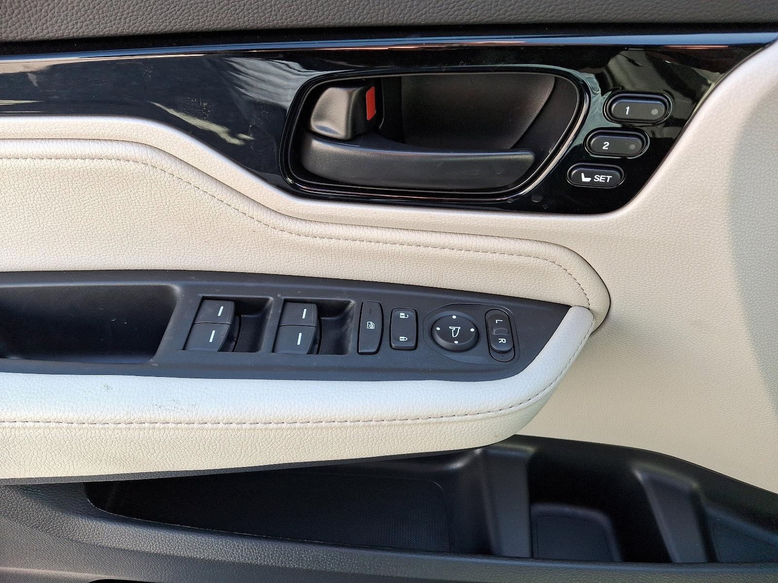 2025 Honda Odyssey Vehicle Photo in Harrisburg, PA 17111