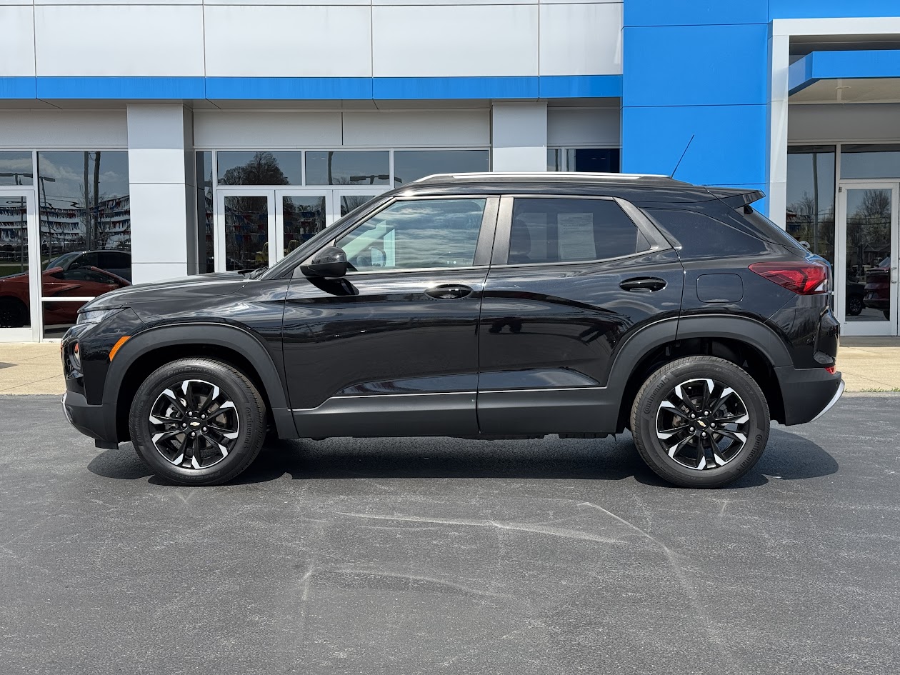 2022 Chevrolet Trailblazer Vehicle Photo in BOONVILLE, IN 47601-9633