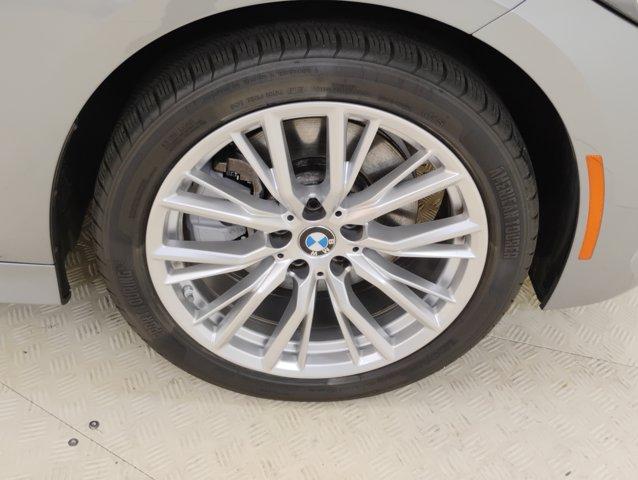 2024 BMW 3 Series Vehicle Photo in PINEVILLE, NC 28134-8495