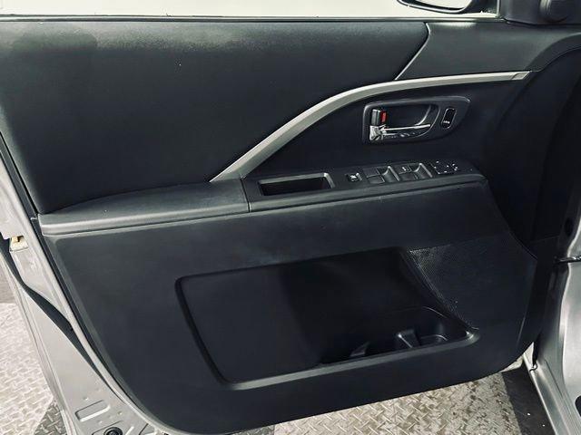 2014 Mazda Mazda5 Vehicle Photo in MEDINA, OH 44256-9631