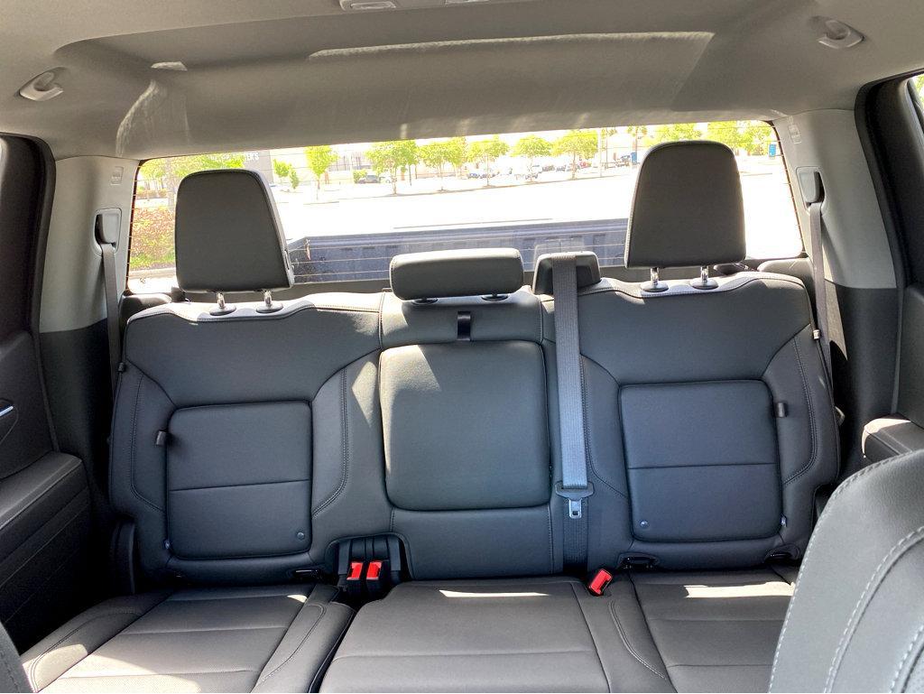 2025 Chevrolet Silverado 1500 Vehicle Photo in BEAUFORT, SC 29906-4218