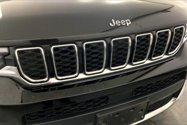 2021 Jeep Grand Cherokee L Vehicle Photo in Kansas City, MO 64114