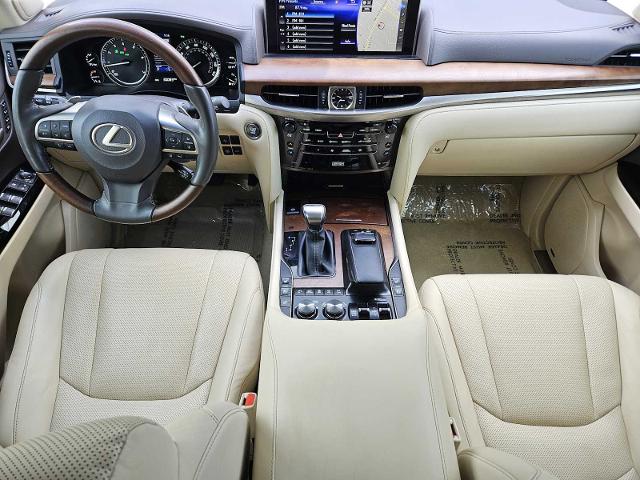 2020 Lexus LX 570 Vehicle Photo in FORT WORTH, TX 76132