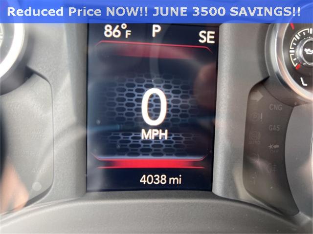 2025 Ram 1500 Vehicle Photo in GREEN BAY, WI 54304-5303