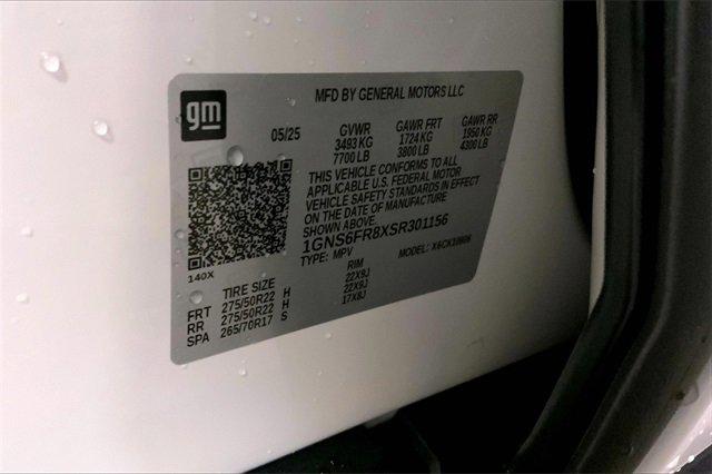 2025 Chevrolet Suburban Vehicle Photo in KANSAS CITY, MO 64114-4502