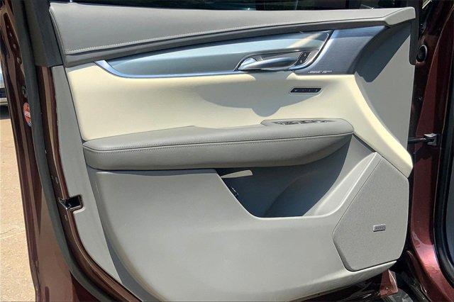 2022 Cadillac XT5 Vehicle Photo in KANSAS CITY, MO 64114-4545