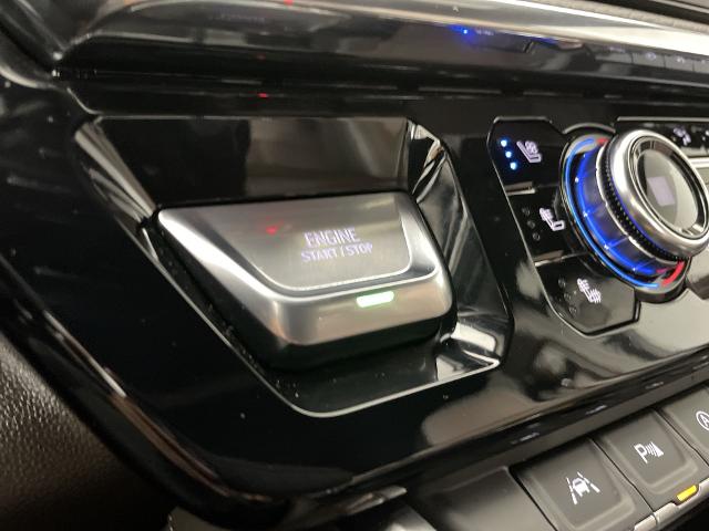 2025 GMC Sierra 1500 Vehicle Photo in GILBERT, AZ 85297-0402