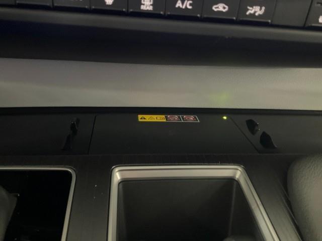 2025 Toyota Sienna Vehicle Photo in Oshkosh, WI 54904