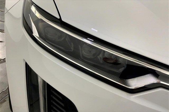 2024 Cadillac XT6 Vehicle Photo in KANSAS CITY, MO 64114-4545