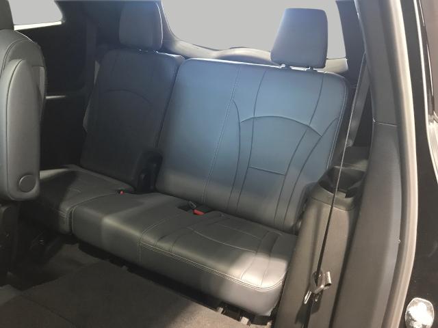 2023 Buick Enclave Vehicle Photo in GREEN BAY, WI 54303-3330